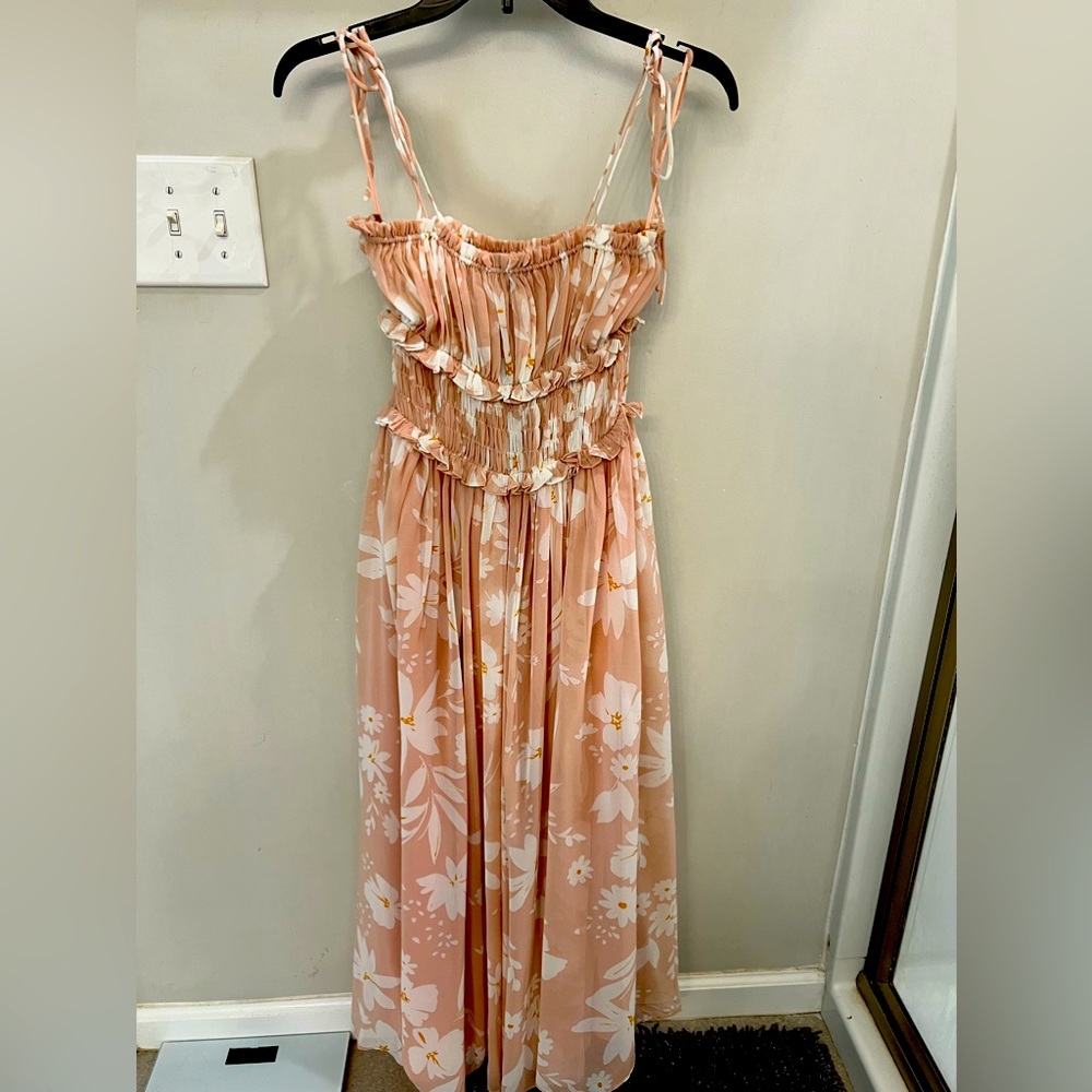 En Saison Spaghetti Strap Dress
